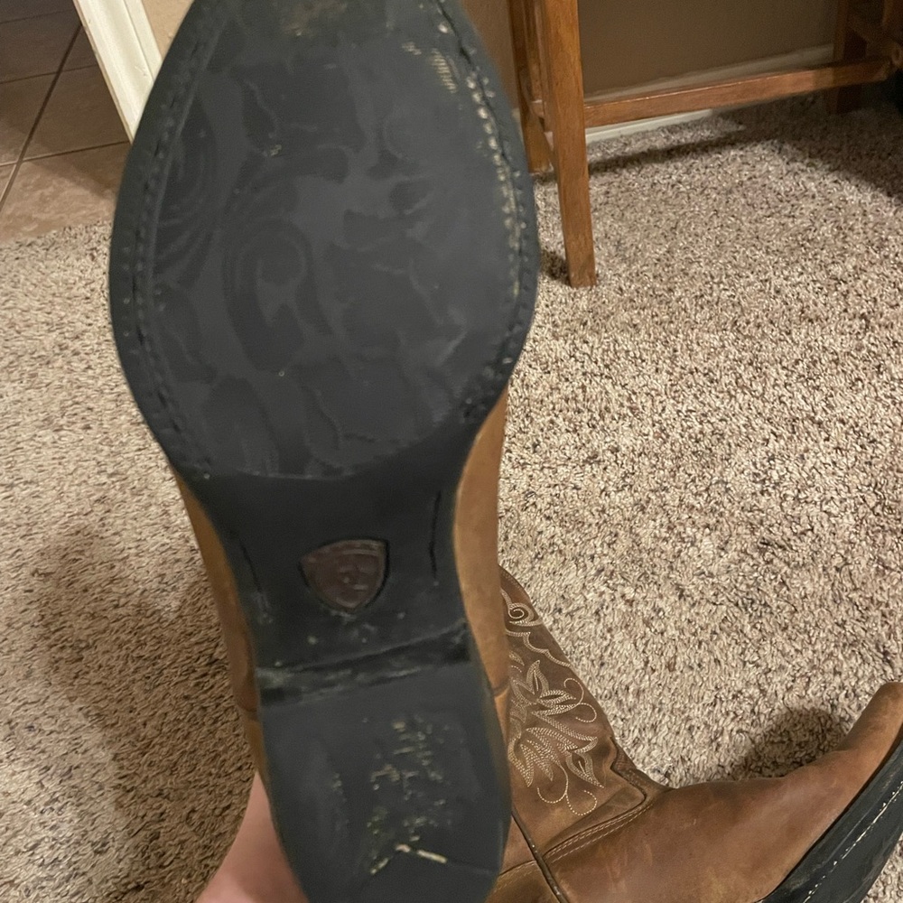 Ariat Tan Leather Cowboy Boots - Picture 5 of 7